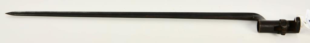 Civil War 4 Edged Socket Bayonet: Lot contains a real nice Civil War 4 Edge Socket Bayonet, measures approx 18" blade and very pointed tip. please refer to pictures when bidding and make your own determination. overall nice condition 