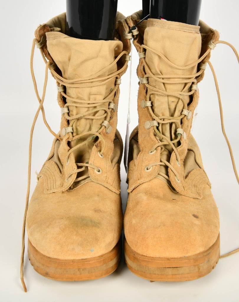 Altama 5200 Combat Tactical Boots size 11 Tan: Altama Combat Boots Mens 11 R Desert Tan Military 5200 Vibram Sole- Altama is footwear that understands this premise because their shoes have gone the extra mile, worn by the best and the bravest. Fro