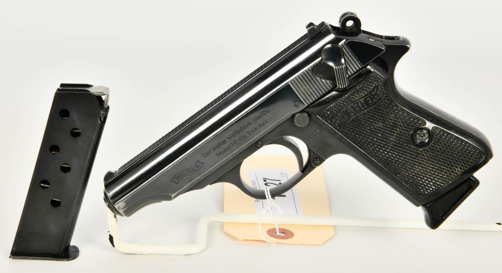 Walther PP Semi Auto Pistol 9MM Kurz .380 ACP: Up Next We Have a Walther PP Semi Auto Pistol Chambered in 9MM Kurz (.380 ACP) Marked ULM/DO and Comes With Two Magazines. Appears in Great Condition.