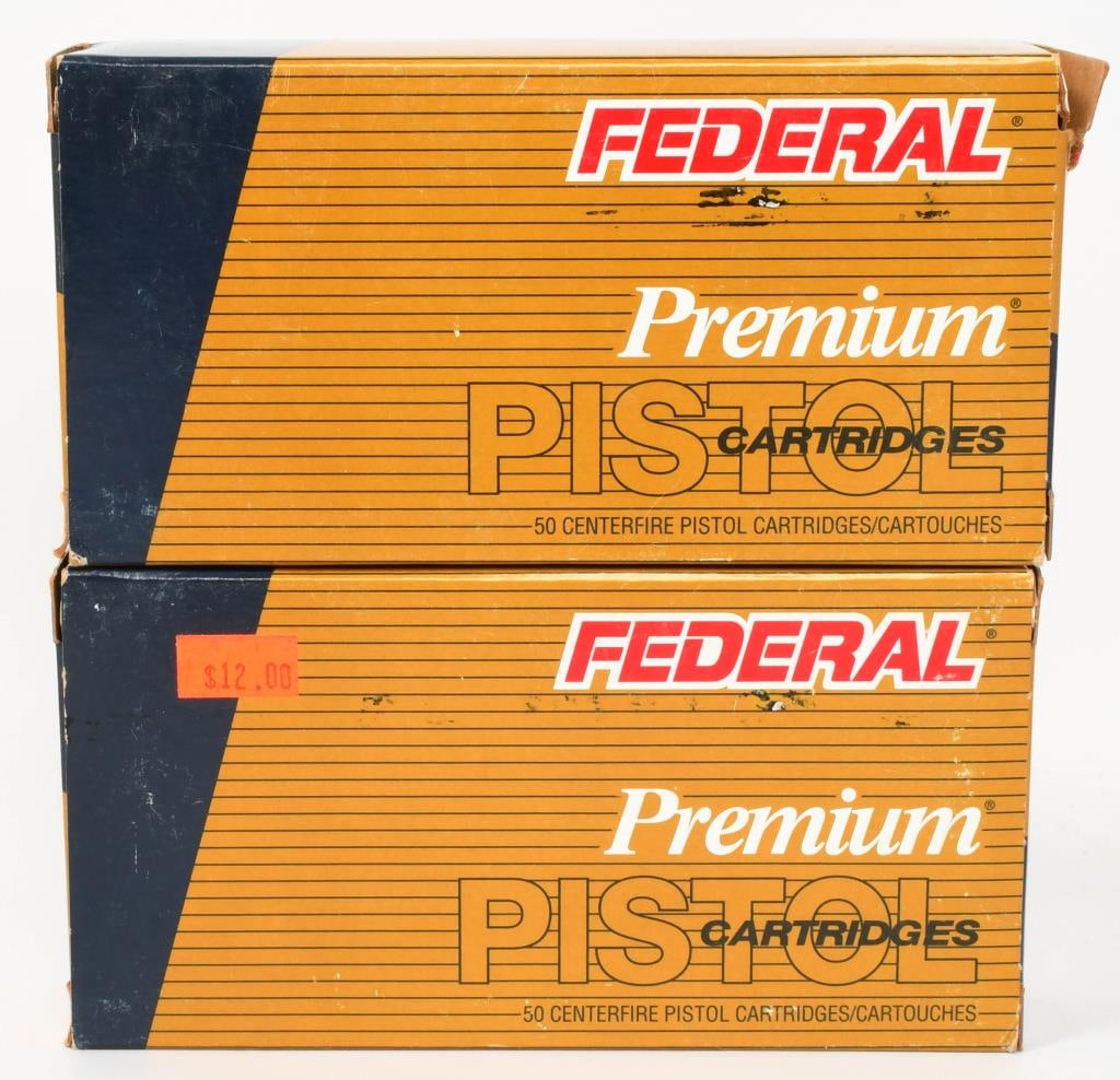 100 Rounds of Federal Premium .40 S&W Ammo: Hello, valued bidders! Up for auction are 100 rounds of Federal Premium .40 S&W ammunition, featuring 165-grain jacketed hollow point HST bullets.