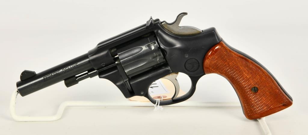 High Standard Sentinel Deluxe R-107 9 Shot: Here is one of High Standards best sellers, the R - 107 Sentinel DeLuxe Nine Shot Revolver Chambered in .22 Caliber, This Revolver Appears in Excellent Condition. The R - 107 series was in production 