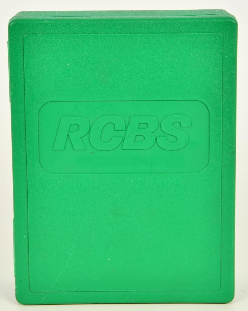 2 RCBS Reloading Dies For .223 Rem Cartridges: Hello, bidders! Up for auction are 2 RCBS reloading dies for .223 Rem cartridges, accompanied by a plastic storage container
