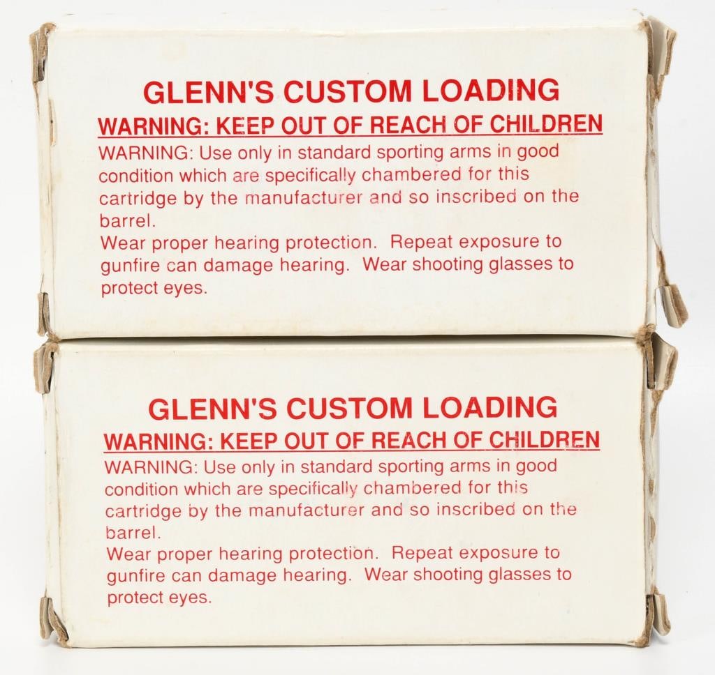 100 rds .45 auto ammunition 230 gr RN: lot contains two boxes or 100 rounds of .45 auto ammunition 230 grain lead, round nose, as seen in pictures, there are various named headstamps such as Federal, or R-P or W-W, Wcc Match, Pro Load, Rem