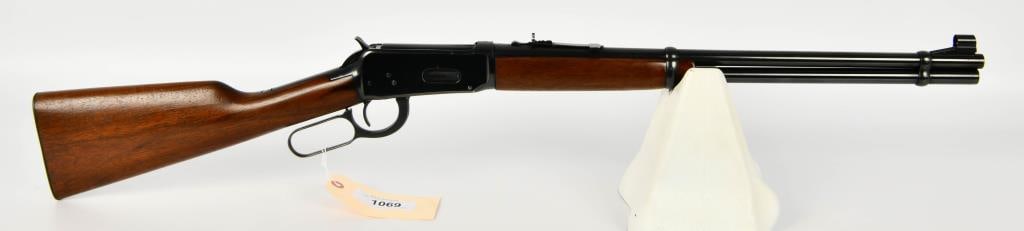 Pre-64 Winchester Model 94 Lever Action .30-30: Here We Have a Pre-64 Winchester Model 1894 Lever Action Carbine Rifle Chambered in .30-30, 20" Barrel, Hooded Front Sight, Adjustible Rear Sight, Checkered Metal Buttplate, Serial #2293507 Dates to 1