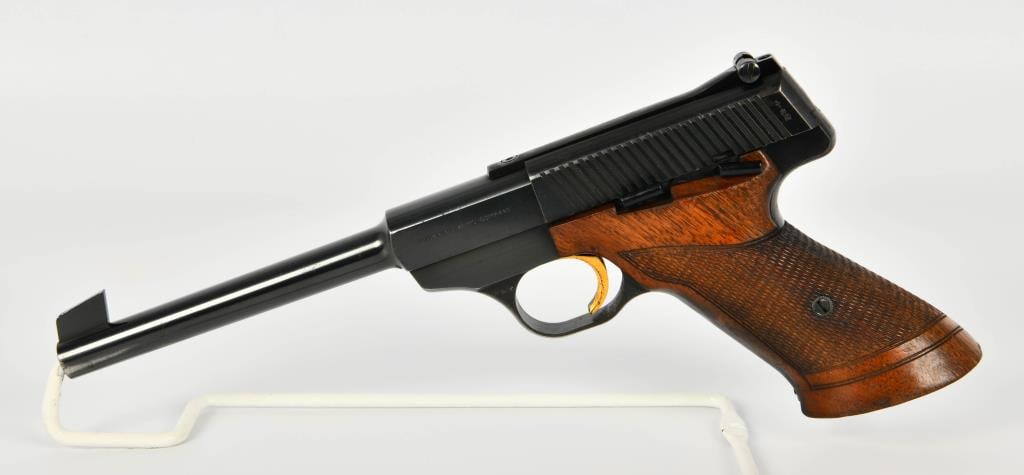 Belgium Browning Challenger Semi Auto Pistol .22: Here is a Very Nice and Clean Belgium Browning Challenger Semi Auto Pistol Chambered in .22 LR, Target Grips, Gold Trigger, 6 5/8" Barrel, One Magazine.