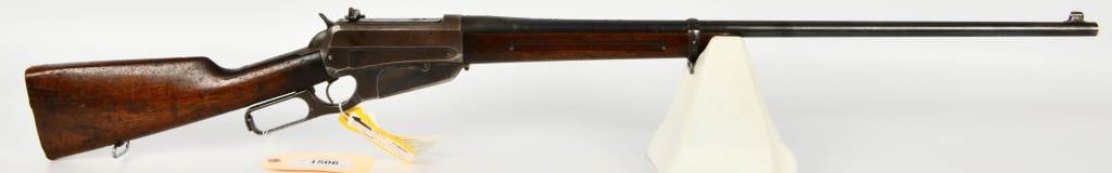 U.S. Property Marked Winchester Model 1895 .30-40: Up Next We Have an Antique U.S. Property Marked Winchester Model 1895 Lever Action Rifle Chambered in .30-40 Krag, Equipped WIth a Front Sight and a Pacific Rear. Serial # 11564 Dates to 1898.
