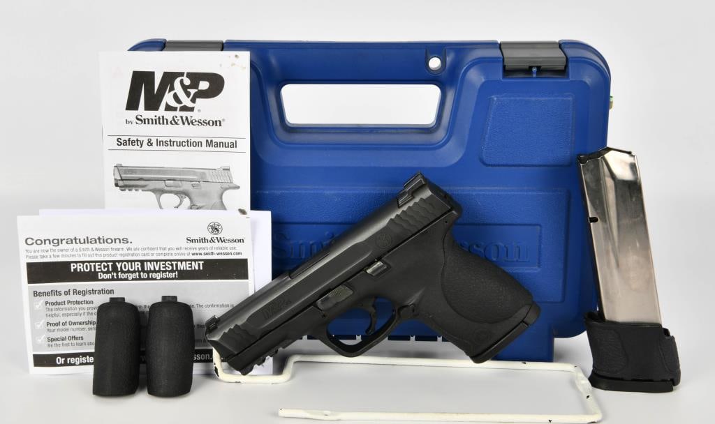 Smith & Wesson M&P 45 Semi Auto Pistol .45 ACP: Here is a Smith & Wesson M&P 45 Semi automatic pistol chambered in .45 ACP it Comes With Two Magazines, One is a Hicap 14 Round, and Comes in a Factory Hard Case, With Interchangable Backstraps, Overa