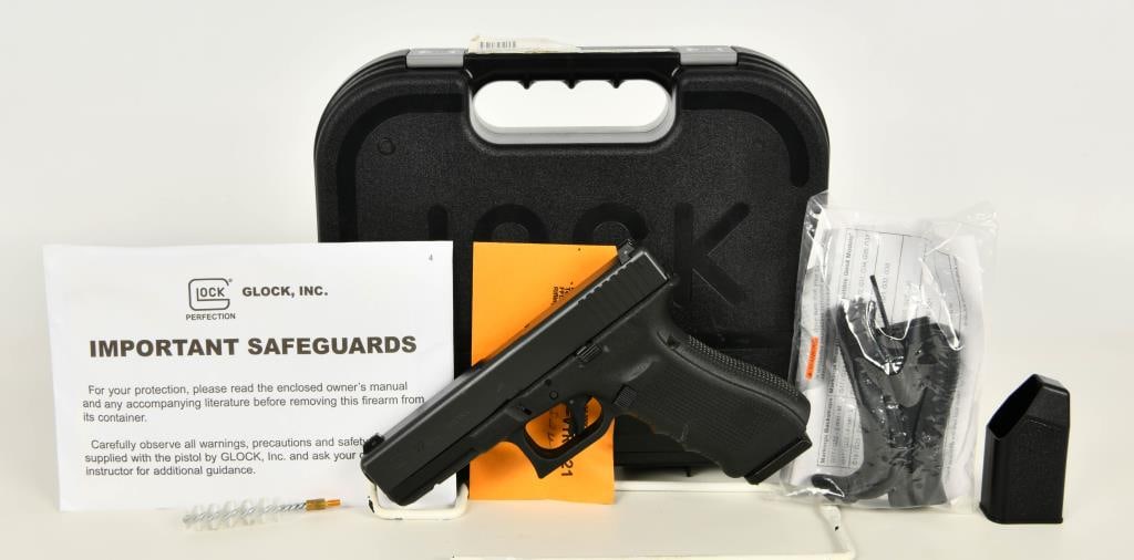 Glock 22 Gen4 Semi Auto Pistol .40 S&W: Now available for auction is the Glock 22 Gen4 Semi Auto Pistol, chambered in .40 S&W. This pistol comes in the factory hard case with one magazine, Backstraps, Mag Loader, Paperwork, and appears to b