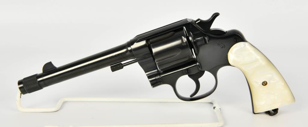U.S. Army Colt Model 1917 Double Action Revolver: Up Next We Have a U.S. Property Marked Colt U.S. Army Model 1917 Double Action Revolver Chambered in .45. It has the "UNITED STATES PROPERTY" barrel marking, The Letter "H" on the rear cylinder face a