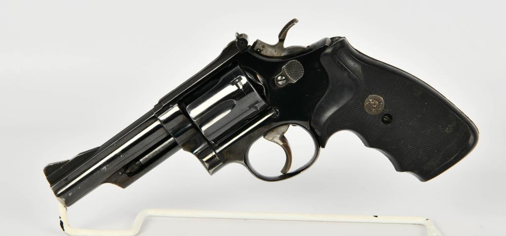 Smith & Wesson Model 19-2 Combat Magnum .357: Up Next We Have a Smith & Wesson Model 19-2 Combat Magnum Chambered in .357 Magnum, 4" Barrel, Ramped front sight and Micro Adjust notch rear sight, Equipped With a Wide Serrated Trigger, and Cross Ha