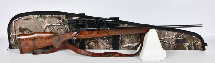Pre-64 Winchester Model 70 Featherweight Deluxe