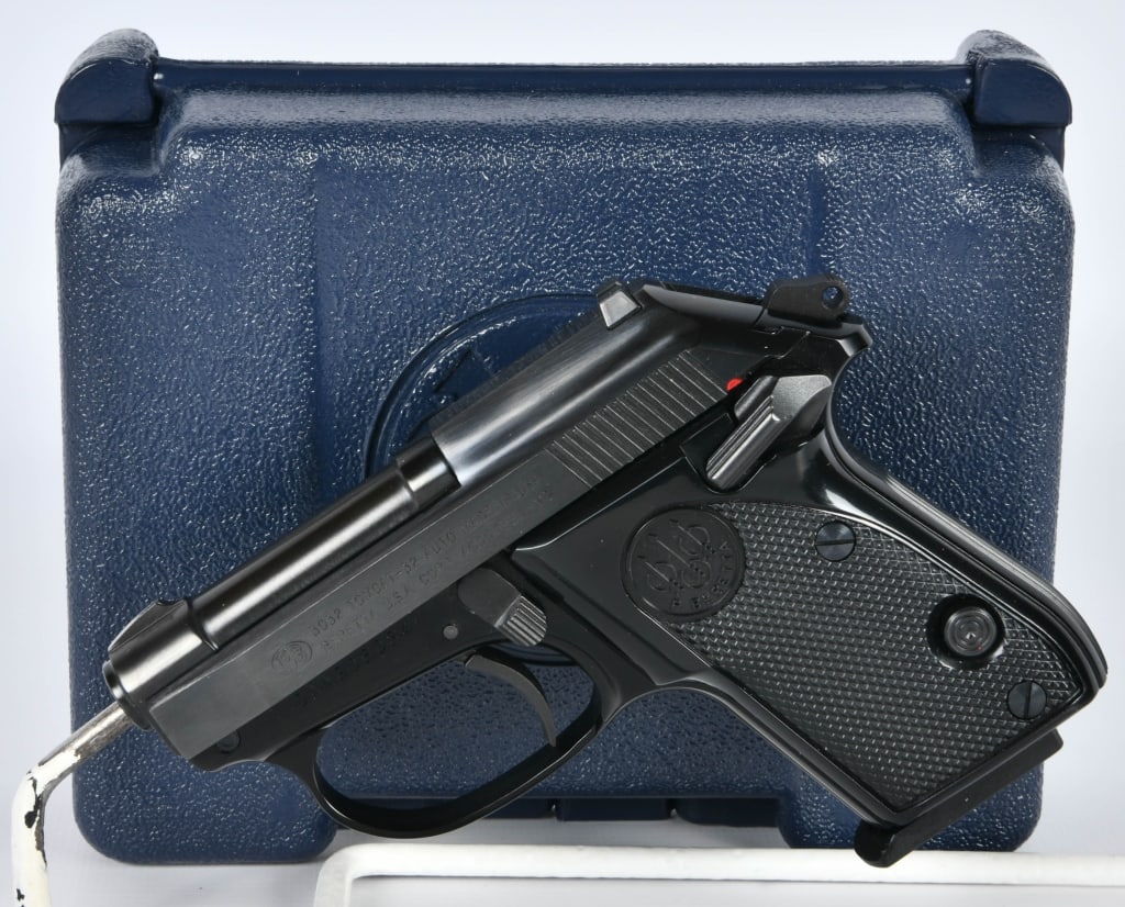 Beretta 3032 Tomcat .32 ACP DA/SA Semi Auto: Up Next We Have a Brand New Beretta 3032 Tomcat DA/SA Semi Auto Pistol Chambered in .32 ACP, 2.4" Barrel, Comes With Two 7 Round Magazines, Black Synthetic Grips, Black Finish, and Comes in The Factor