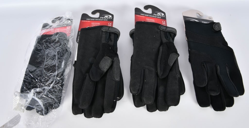 4 New Pairs Of Hatch Street Guard Gloves: 2 Pairs Are Size 3XL , 1 Pair Is Size 2XL & 1 Pair Is XL All Are Brand New With Tags