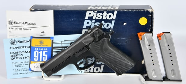 Smith & Wesson Model 915 9MM Semi Auto Pistol