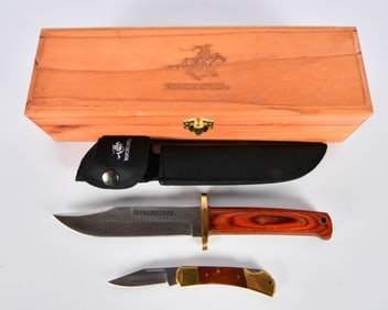 Set Of 2 New Collector Winchester Knives