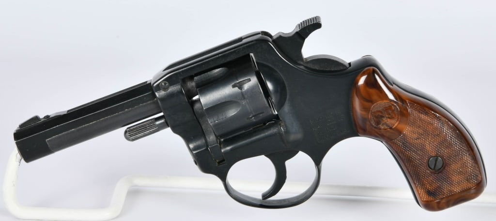 RG Industries RG14 Revolver .22 LR: Up Next We Have a RG Industries RG14 Six Shot Revolver Chambered in .22 LR. 3" Barrel, Original Grips, Overall Appears in Good Pre-owned Condition.