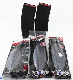 Lot of 5 Magazines - Trump MAGA Magazines