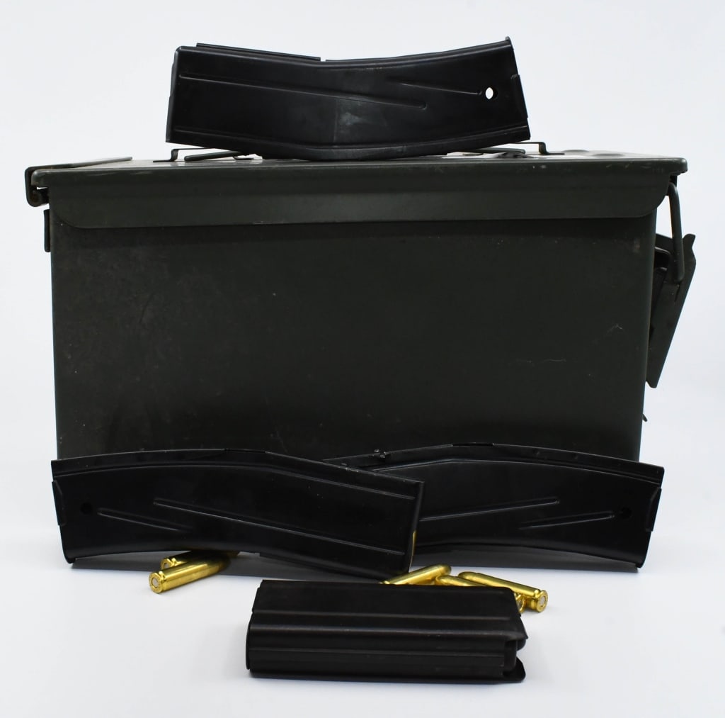 281 Rounds Of .30 Carbine Ammo W/ Magazines: 281 Brass Cased Round Nose Ammunition With 4 .M1 Carbine Metal Magazines & 1 Metal Ammo Can
