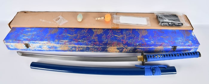 New In Box Fantasy Katana Sword W/ Case