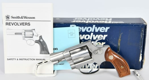Smith & Wesson Model 60 Chiefs Special Stainless