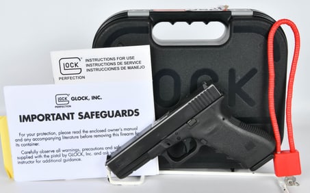 GLOCK 22 Gen 3 Semi-Auto Pistol .40 S&W