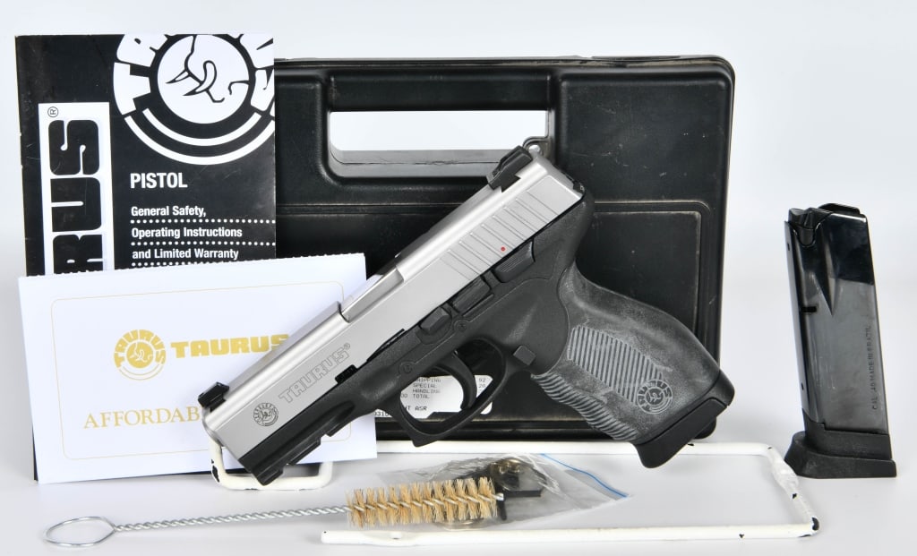 Taurus Model PT-24/7 PRO .40 S&W Pistol: Up Next We Have a Taurus Model PT-24/7 PRO Semi Auto Pistol Chambered in .40 S&W, Comes WIth Two Factory Magazines, Paperwork, Tools and Hardcase. Overall Appears in Great Condition.