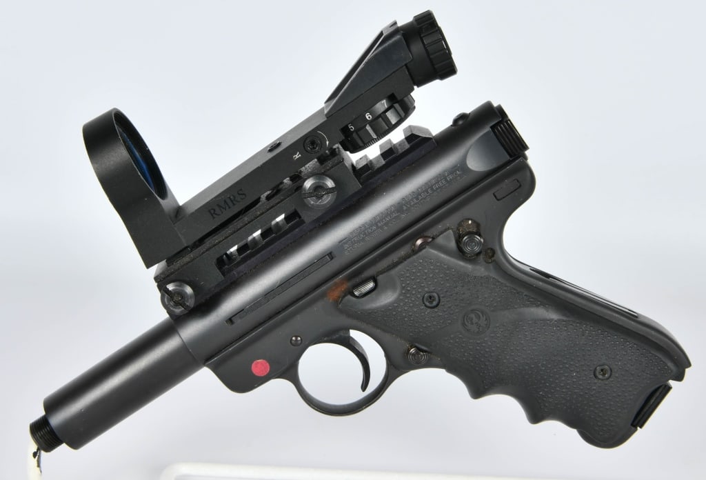 Ruger Mark III Target Rimfire Pistol .22 LR: Up Next We Have a Ruger Mark III Target Rimfire Pistol Chambered in .22 LR, Equipped With a Threaded 4" Heavy Bull Barrel, It Comes With One Magazine, and Topped With an RMRS Holo Sight, Appears in Go