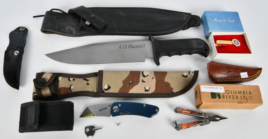 A.G. Russell Fixed blade Knife & 2 pocket knives