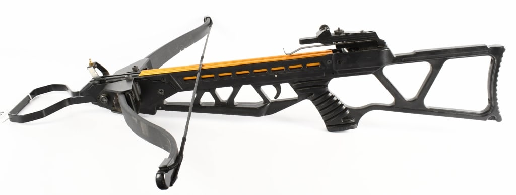 Deer Hunting Cross bow with string: Versatile: Suitable for adults, this recurve bow is an excellent choice for archery enthusiasts of all skill levels. - This comes to you as nicely pre owned has not been tested appears in good working