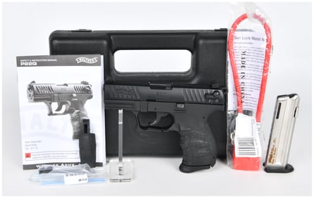 Walther P22Q .22 LR Semi-Automatic Pistol with Case and Accessories