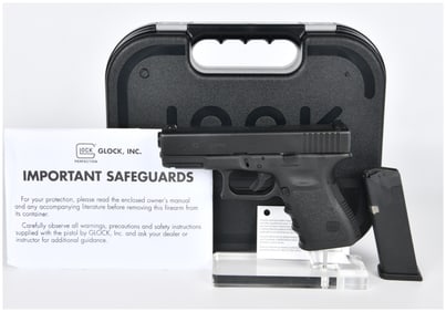 Glock 23 Gen 3 .40 Caliber Semi-Automatic Pistol with Case and Magazine