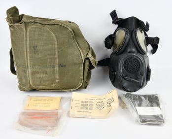 U.S. Military M17A1/M17A2 Chemical-Biological Field Mask Kit, Early 1980s