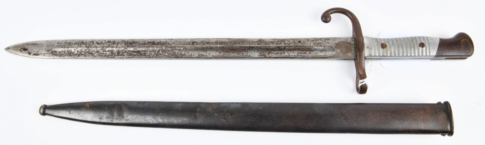 Argentine Mauser Model 1891 Bayonet with Scabbard by Weyersberg Kirschbaum & Co. Solingen: An Argentine Mauser Model 1891 bayonet manufactured by Weyersberg Kirschbaum & Co. Solingen, complete with its matching metal scabbard. The bayonet features a single-edged steel blade with a fuller, a