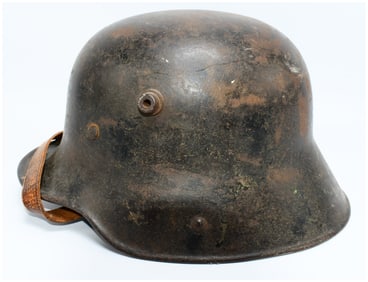 An Imperial German WWI M16 Stahlhelm Helmet