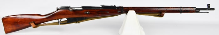 Russian Izhevsk Mosin Nagant M91/30 Bolt-Action Rifle, Dated 1942
