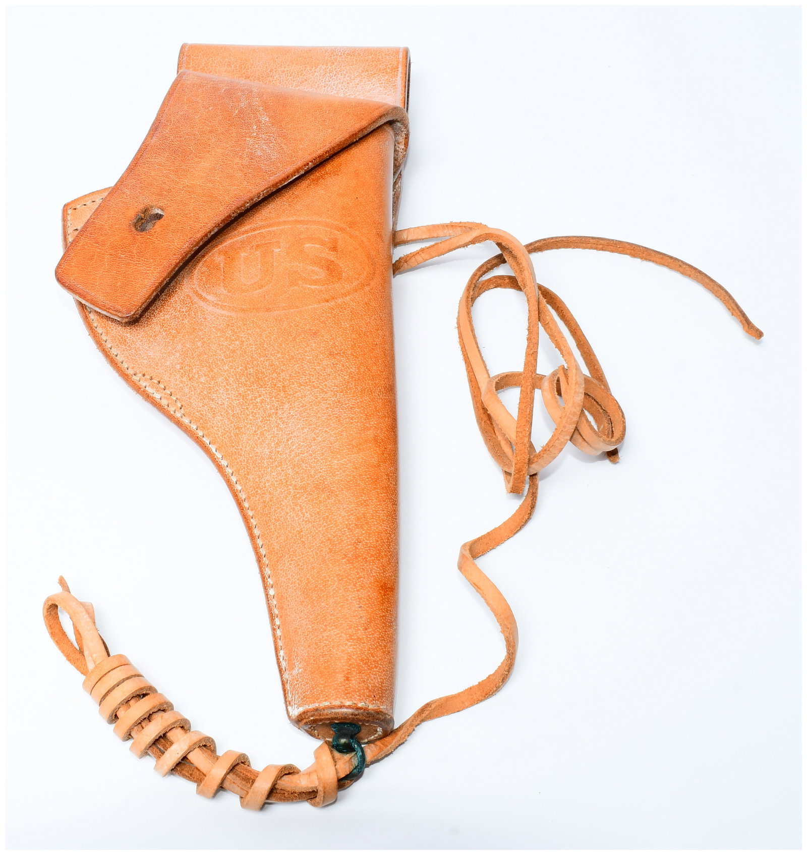US WW2 Rock Island Arsenal 1942 Leather Pistol Holster for M1917 / M1911 .45 Caliber: An original US World War II era leather pistol holster, manufactured by Rock Island Arsenal in 1942. This light brown leather military-style holster features an integral belt loop on the reverse, clea