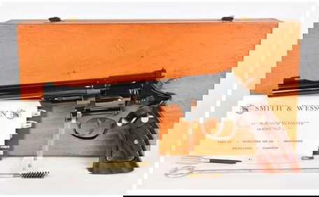 Smith & Wesson Model 27-2 .357 Mag DA Revolver with Presentation Case