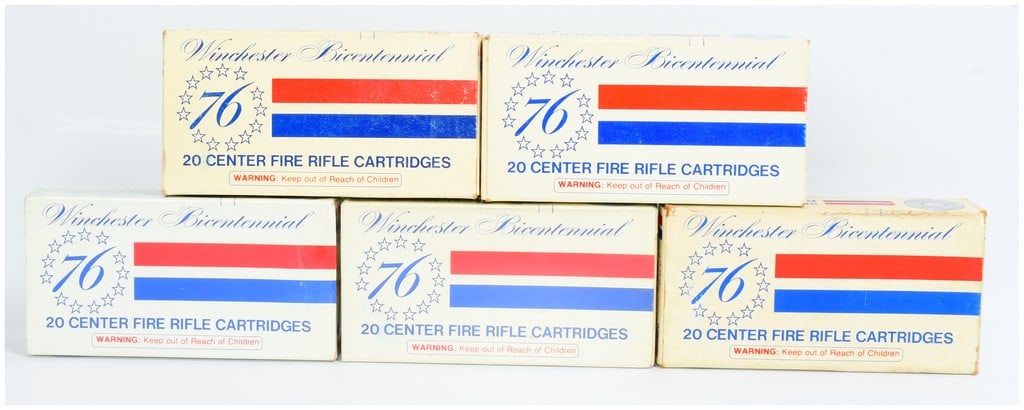 Win Bicentennial '76 30-30 Silvertip Rifle Ammo 97 Rounds: A collection of Winchester Bicentennial '76 30-30 Silvertip rifle ammunition. The lot comprises 97 rounds, presented in five vintage Winchester Bicentennial cardboard boxes. The packaging prominently 