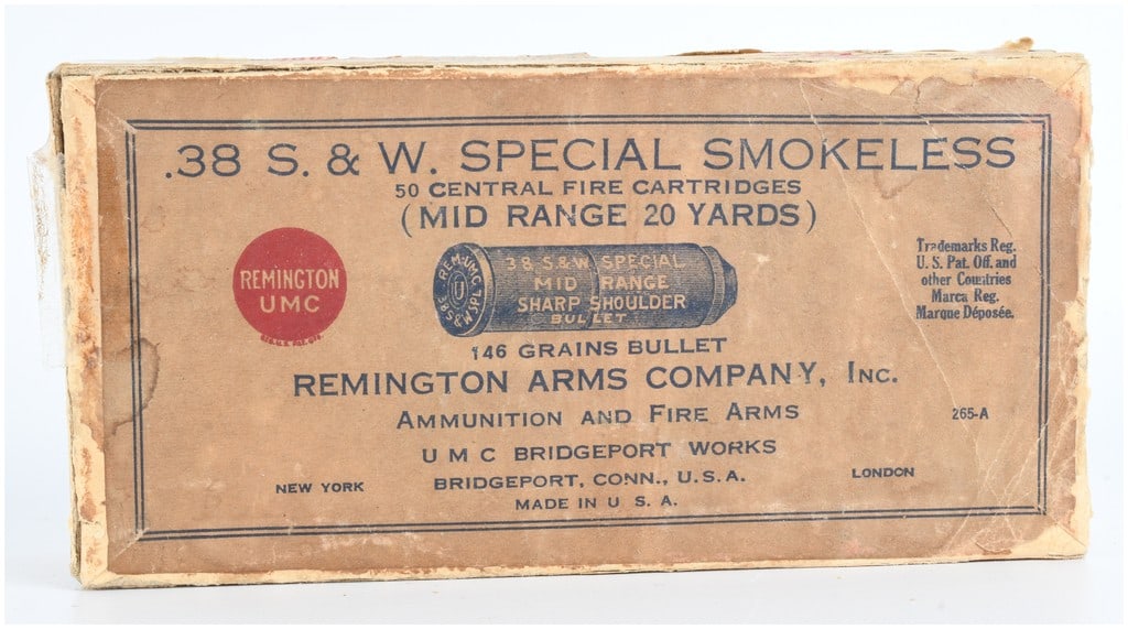 Rem UMC .38 S. & W. Special Smokeless Mid Range Ammo 50 Live Rounds: A box of 50 live Remington UMC .38 S. & W. Special Smokeless central fire cartridges. These cartridges feature 146 grain sharp shoulder bullets, identified as "Mid Range 20 Yards." The packaging is ma