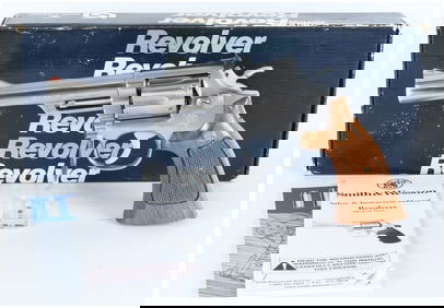 Smith & Wesson Model 66-2 .357 Mag Stainless Steel DA Revolver with Box and Manual Ammo