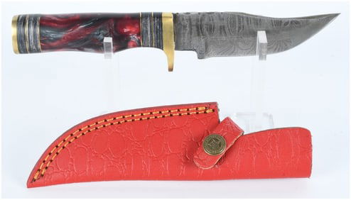 Contemporary Damascus Steel Fixed-Blade Hunting Knife with Resin Handle and Leather Sheath