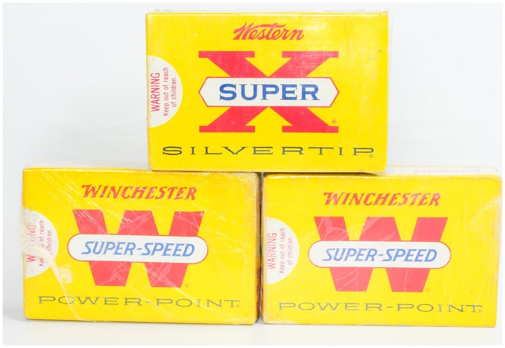 Vintage Win Western Ammo: Super X Silvertip and Super-Speed Power-Point 60 Rounds All Boxes: A group of three vintage Winchester Western ammunition boxes, totaling 60 rounds. The lot comprises one yellow cardboard box branded "Western SUPER X SILVERTIP," containing 270 WINCHESTER 130 GR. EXPA