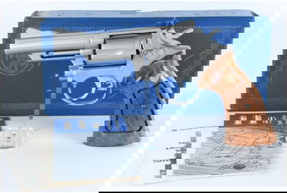 Smith & Wesson Model 66 No-Dash .357 Mag DA Revolver with Original Box and Papers Ammo