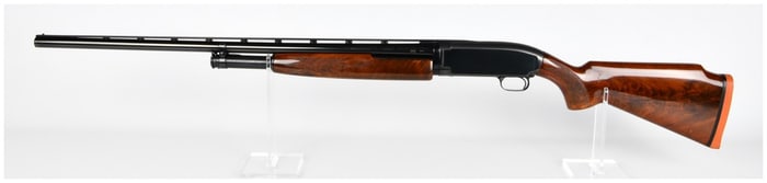 Win Model 12 Deluxe Model 12 Gauge Pump-Action Shotgun with 30" Barrel