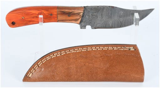 Modern Fixed-Blade Hunter's Knife with Damascus Steel Blade and Wood Handle with Leather Sheath