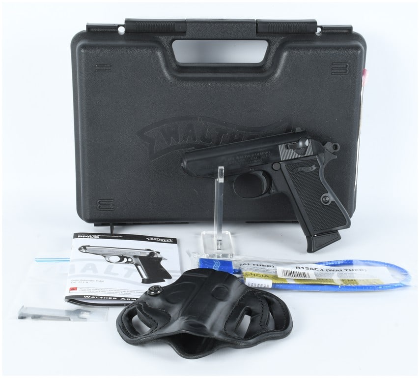 Walther Model PPK/S Semi-Automatic Pistol in .22 L.R., Serial Number WF069362: Walther Model PPK/S Semi-Automatic Pistol, Serial Number WF069362. This is a modern production Double Action/Single Action (DA/SA) semi-automatic pistol chambered in .22 Long Rifle. The pistol feature