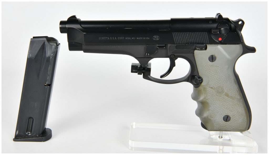 Beretta Model 92FS Semi-Automatic Pistol, 9mm Parabellum, Serial Number BER256268: This is a single Beretta Model 92FS semi-automatic pistol chambered in 9mm Parabellum. The pistol features a black finished slide and frame, with a visible barrel marked "STAINLESS." The left side of