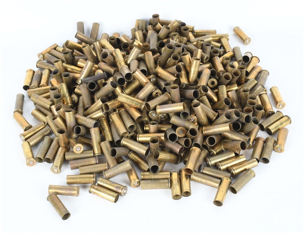 A Large Bulk Lot of Spent Centerfire Metallic Cartridge Casings (Range Brass) including .38 Special: This is a large bulk lot of spent centerfire metallic cartridge casings, commonly referred to as range brass, intended for reloading or scrap. The casings are constructed of brass. The lot exhibits mi