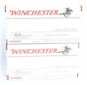 A Lot of 100 Rounds of Winchester .44 Remington Magnum 240 Grain JSP Ammunition