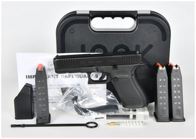 Glock 21 Gen 5 Semi-Automatic Pistol in .45 Auto, Serial CATY301